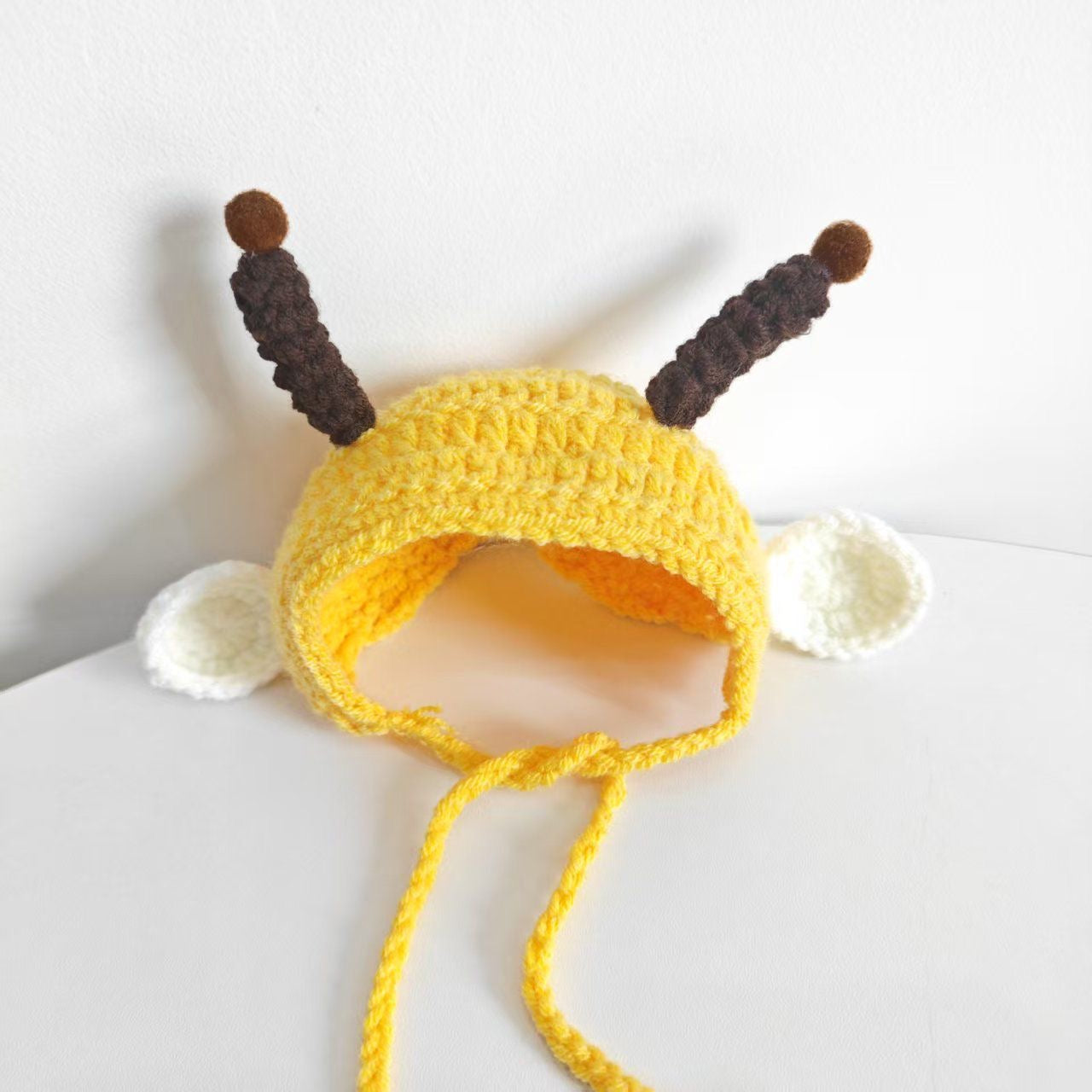 Pet Adjustable Knitting Hat with Ear Holes for Cats and Dogs - Bee
